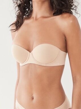 Calvin Klein NEW strapless push up bra nude color size 32C